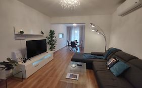 Central Modern Sliema 2 Bedroom Apartment